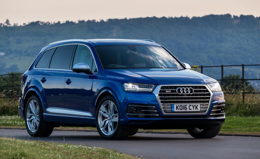  Audi SQ7 TDI (4M) 2016 года  (UK) (фото 15 из 32)